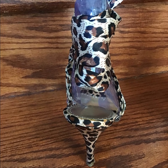 Ellie Leopard Print Tie-Up The Leg Sandals With Rhinestone Chain Detail - Picture 8 of 12